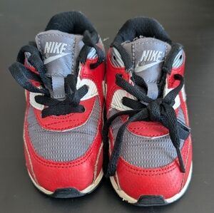 Nike Kids Sneakers in Red and Gray